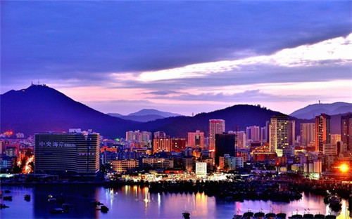 在兰州市加盟全日修开店前景怎么样，兰州市加盟汽车美容前景好不好