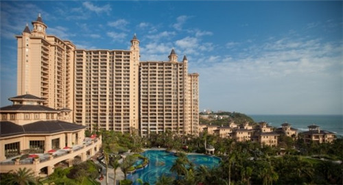 洋葱怎样炒腊肉大厨做法（洋葱炒腊肉图片）